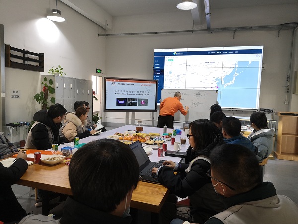 普樂(lè)斯等離子清洗機(jī)