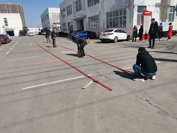 普樂(lè)斯等離子清洗機(jī)開(kāi)門大吉放鞭炮