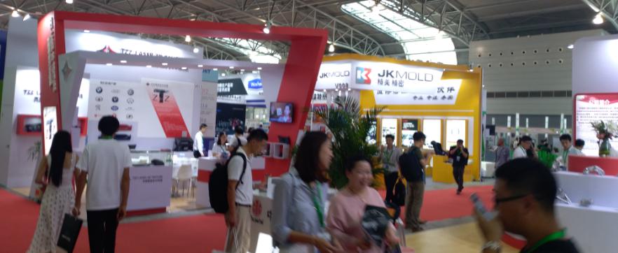 普樂斯參觀上海國際汽車內(nèi)飾與外飾展覽