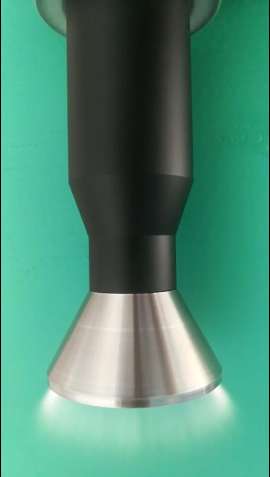 大氣射流旋噴式等離子設(shè)備-普樂(lè)斯等離子清洗機(jī)