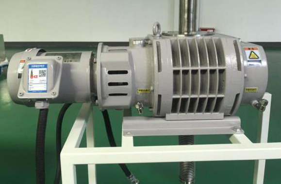 低壓真空等離子設(shè)備的羅茨泵-普樂斯等離子清洗機(jī)