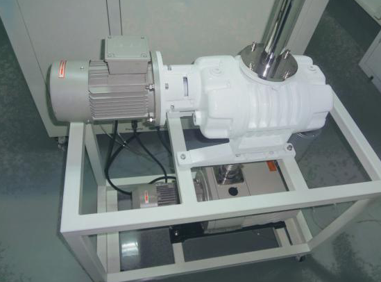 低壓等離子表面處理設(shè)備所用的羅茨真空泵-普樂(lè)斯等離子清洗機(jī)