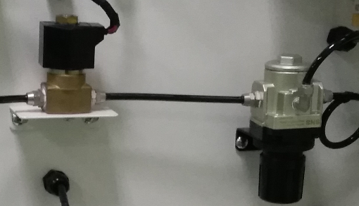 未裝過(guò)濾器的破真空氣路-普樂(lè)斯等離子清洗機(jī)