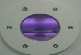 普樂斯電極板帶水冷的射頻低壓真空低壓等離子清洗機放電狀態(tài)