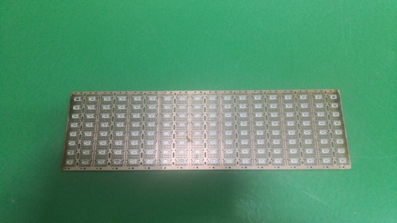 普樂(lè)斯等離子清洗機(jī)所處理的銅引線框架即銅支架產(chǎn)品