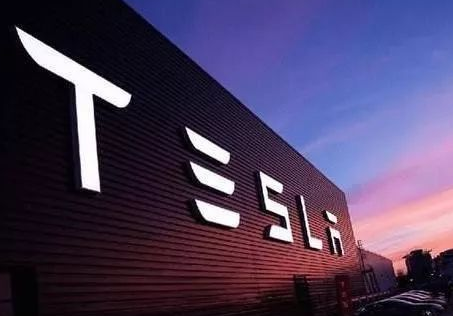 德工會組織消息:奔馳有主管跳槽特斯拉